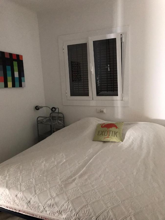 Apartamiento Canyelles Roses Exterior foto